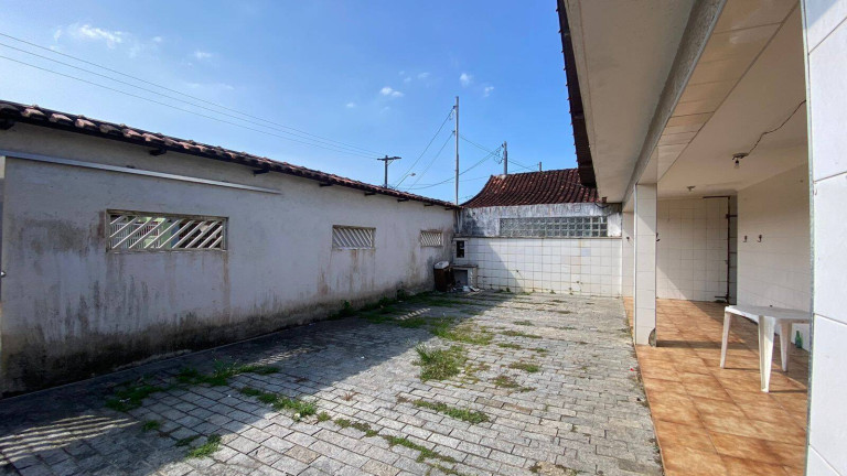 Imagem Casa com 3 Quartos à Venda, 250 m² em Mirim - Praia Grande Imagem Casa com 3 Quartos à Venda, 250 m² em Mirim - Praia Grande