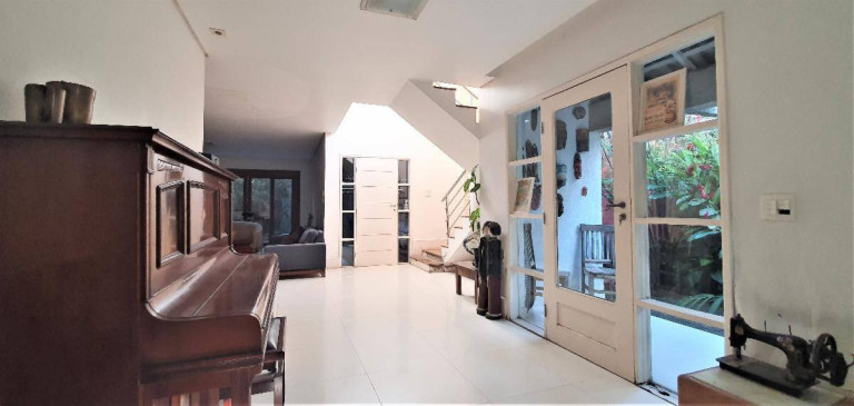 Imagem Casa com 4 Quartos à Venda, 400 m² em Jardim Santa Helena - São Paulo Imagem Casa com 4 Quartos à Venda, 400 m² em Jardim Santa Helena - São Paulo