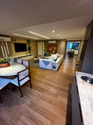 Imagem Apartamento com 3 Quartos à Venda, 136 m² em Casa Forte - Recife