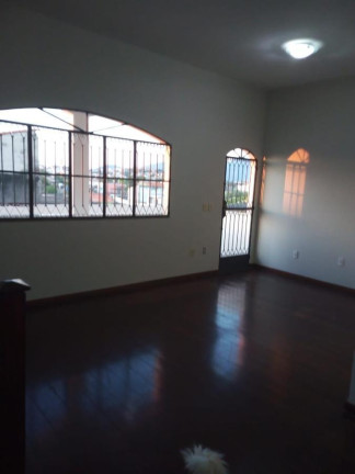 Imagem Casa com 3 Quartos à Venda, em Campo Grande - Rio De Janeiro Imagem Casa com 3 Quartos à Venda, em Campo Grande - Rio De Janeiro