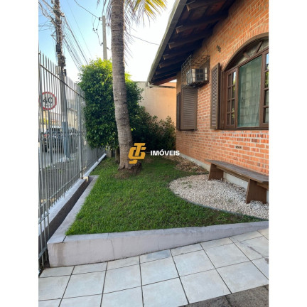Casa com 3 Quartos para Alugar,  em Centro - Balneário Camboriú
