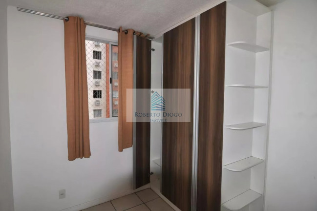 Imagem Imóvel com 2 Quartos à Venda, 46 m² em Camorim - Rio De Janeiro Imagem Imóvel com 2 Quartos à Venda, 46 m² em Camorim - Rio De Janeiro