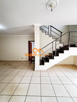Imagem Sobrado com 3 Quartos para Alugar, 250 m² em Caranda Bosque - Campo Grande