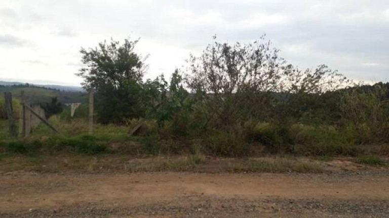 Terreno à Venda, 3.817 m² em Jurupara - Piedade