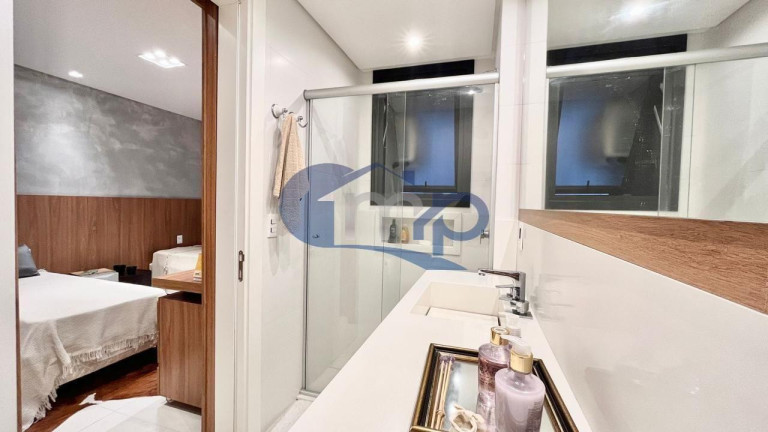 Imagem Apartamento com 4 Quartos à Venda, 215 m² em Predial - Torres Imagem Apartamento com 4 Quartos à Venda, 215 m² em Predial - Torres