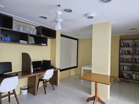 Imagem Imóvel com 2 Quartos à Venda, 61 m² em Jardim Carvalho - Porto Alegre