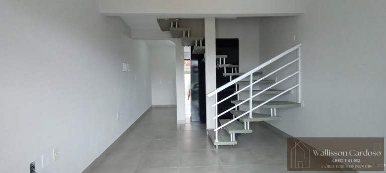 Imagem Sobrado com 2 Quartos à Venda, 72 m² em Santa Regina - Camboriú