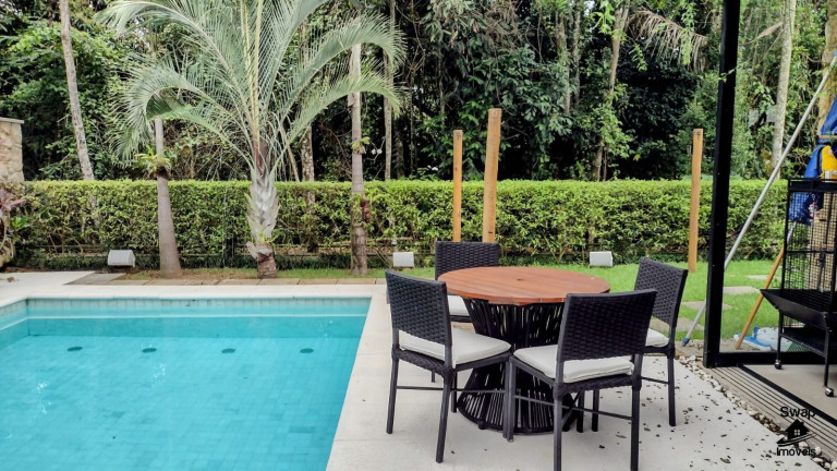 Imagem Casa com 6 Quartos à Venda, em Riviera - Bertioga Imagem Casa com 6 Quartos à Venda, em Riviera - Bertioga