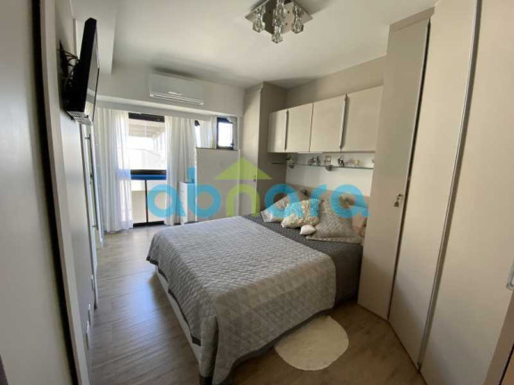 Imagem Apartamento com 2 Quartos à Venda, 84 m² em Copacabana - Rio De Janeiro Imagem Apartamento com 2 Quartos à Venda, 84 m² em Copacabana - Rio De Janeiro