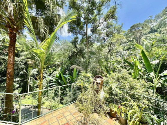 Imagem Imóvel com 3 Quartos à Venda, 485 m² em Condomínio Iolanda - Taboão Da Serra