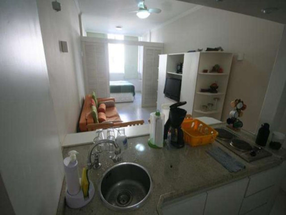 Imagem Apartamento com 1 Quarto para Temporada, 35 m² em Copacabana - Rio De Janeiro