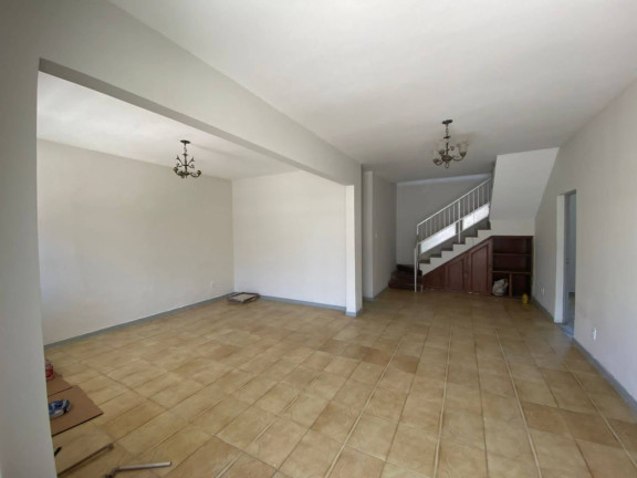 Imagem Casa com 5 Quartos à Venda, 256 m² em Inácio Barbosa - Aracaju Imagem Casa com 5 Quartos à Venda, 256 m² em Inácio Barbosa - Aracaju