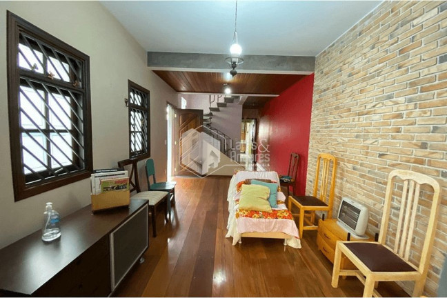 Imagem Casa com 3 Quartos à Venda, 125 m² em Vila Ema - São Paulo Imagem Casa com 3 Quartos à Venda, 125 m² em Vila Ema - São Paulo