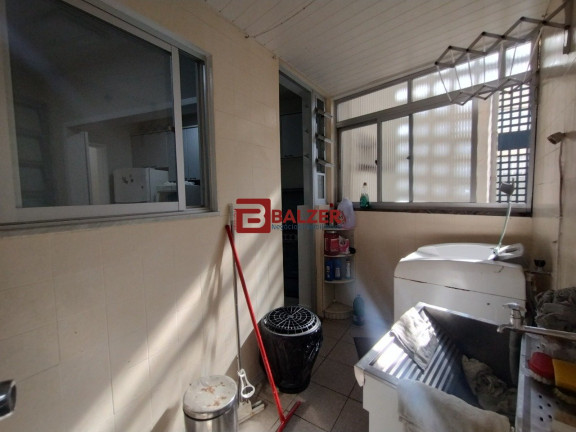 Imagem Apartamento com 2 Quartos à Venda, 91 m² em Centro - Florianópolis Imagem Apartamento com 2 Quartos à Venda, 91 m² em Centro - Florianópolis
