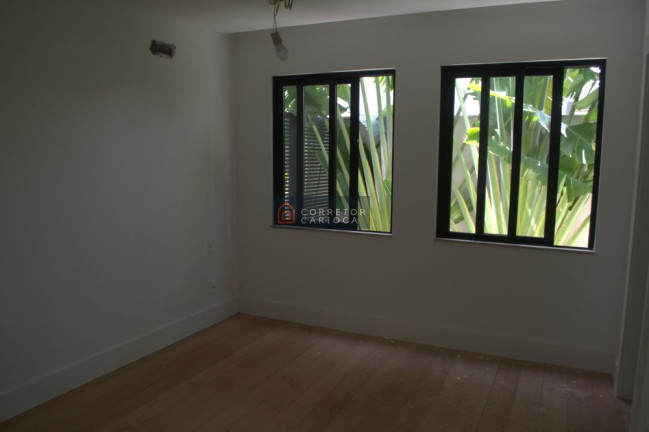 Imagem Casa com 5 Quartos à Venda, 850 m² em Barra Da Tijuca - Rio De Janeiro Imagem Casa com 5 Quartos à Venda, 850 m² em Barra Da Tijuca - Rio De Janeiro