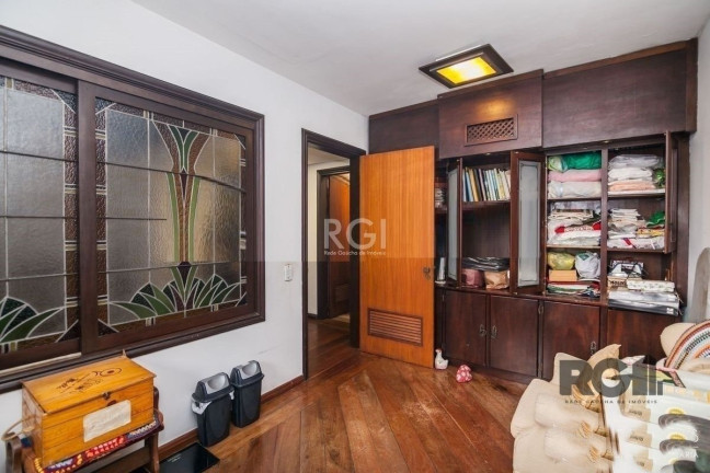 Imagem Casa com 3 Quartos para Alugar, 253 m² em Rio Branco - Porto Alegre