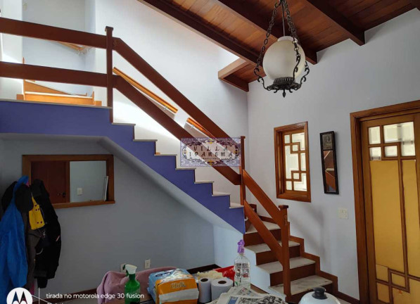 Imagem Imóvel com 3 Quartos à Venda, 137 m² em Iucas - Teresópolis