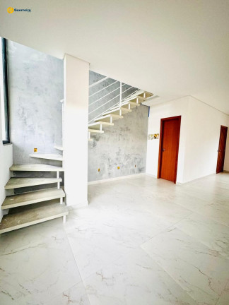 Imagem Sobrado com 2 Quartos à Venda,  em Bela Vista - Palhoça