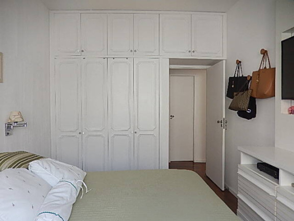 Imagem Apartamento com 3 Quartos à Venda, em Lagoa - Rio De Janeiro Imagem Apartamento com 3 Quartos à Venda, em Lagoa - Rio De Janeiro