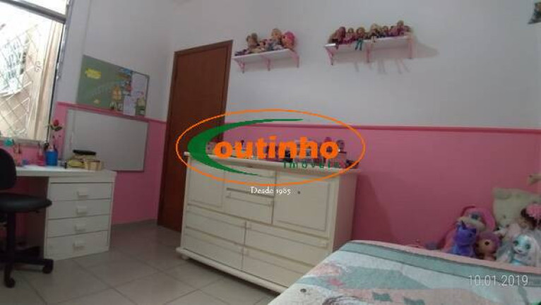 Imagem Casa com 4 Quartos à Venda, 250 m² em Vila Isabel - Rio De Janeiro Imagem Casa com 4 Quartos à Venda, 250 m² em Vila Isabel - Rio De Janeiro