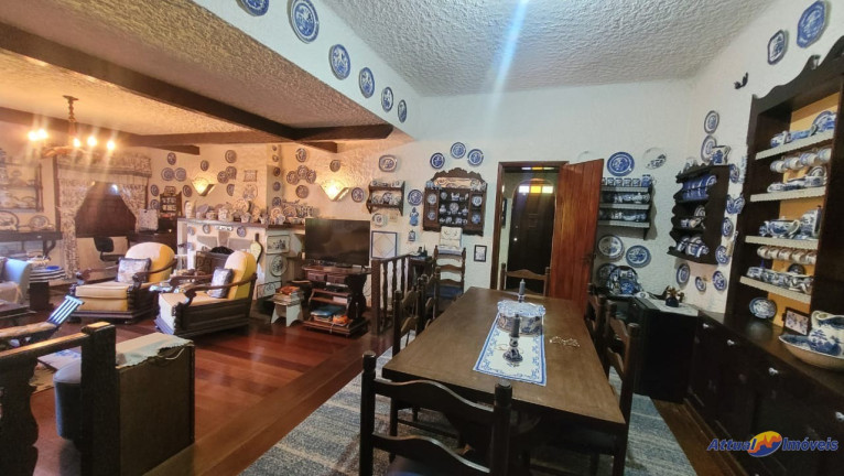 Imagem Casa com 3 Quartos à Venda, 319 m² em Tijuca - Teresópolis Imagem Casa com 3 Quartos à Venda, 319 m² em Tijuca - Teresópolis