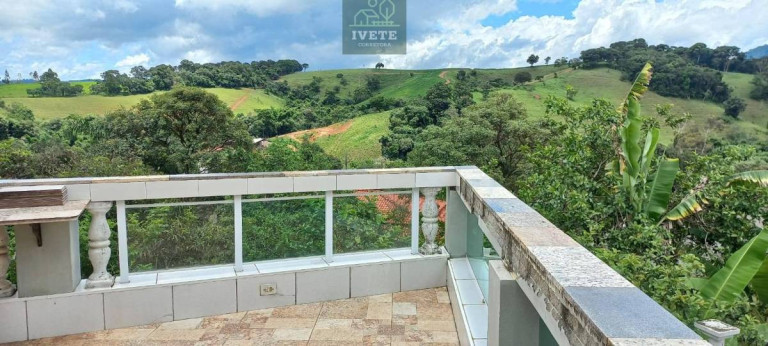 Imagem Casa com 4 Quartos à Venda, 500 m² Imagem Casa com 4 Quartos à Venda, 500 m²