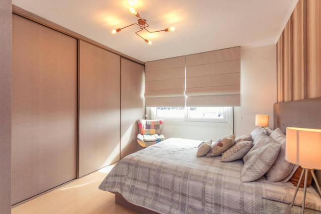 Imagem Imóvel com 3 Quartos à Venda, 272 m² em Jardim Lindóia - Porto Alegre Imagem Imóvel com 3 Quartos à Venda, 272 m² em Jardim Lindóia - Porto Alegre