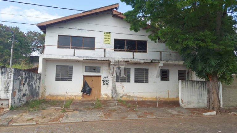 Casa com 2 Quartos à Venda, 150 m² em Centro - Jarinu