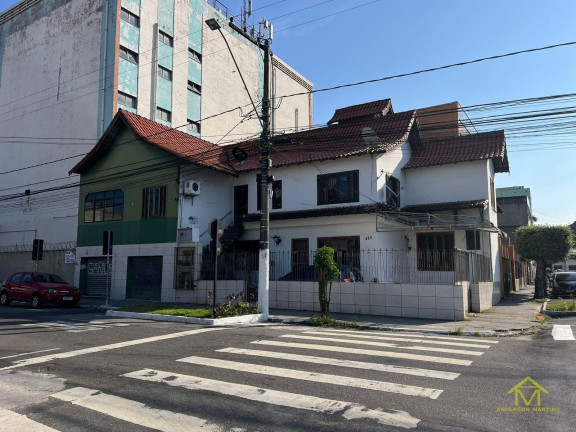 Imóvel Comercial à Venda, 300 m² em Centro - Vila Velha