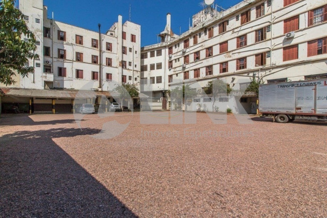 Imóvel Comercial à Venda, 2.379 m² em São Geraldo - Porto Alegre