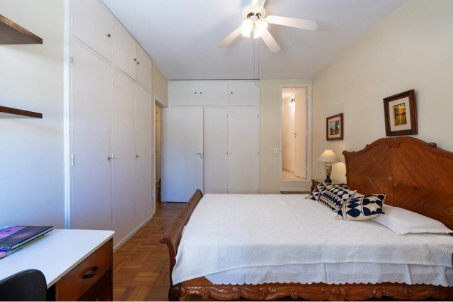 Imagem Casa com 3 Quartos à Venda, 180 m² em Vila Olímpia - São Paulo Imagem Casa com 3 Quartos à Venda, 180 m² em Vila Olímpia - São Paulo