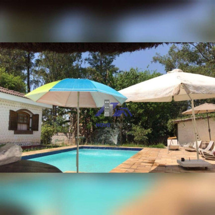 Casa com 5 Quartos à Venda ou Locação, 480 m² em Três Montanhas - Osasco