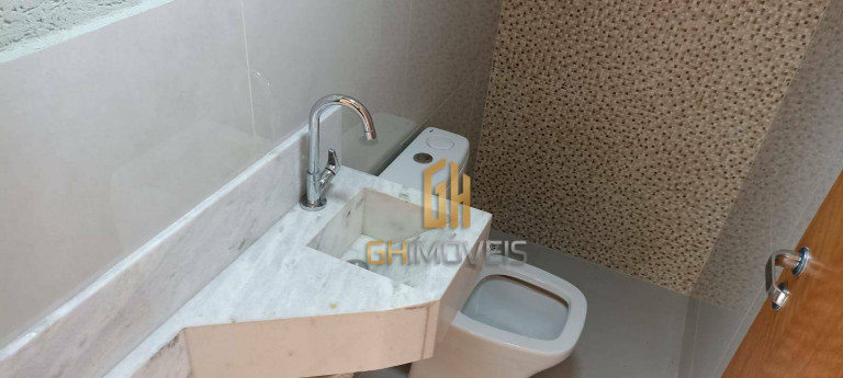 Imagem Sobrado com 3 Quartos à Venda, 145 m² em Setor Faiçalville - Goiânia