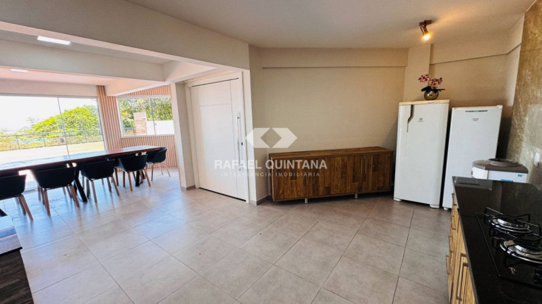 Imagem Casa com 4 Quartos à Venda, 470 m² em Lagoa Da Conceição - Florianópolis Imagem Casa com 4 Quartos à Venda, 470 m² em Lagoa Da Conceição - Florianópolis