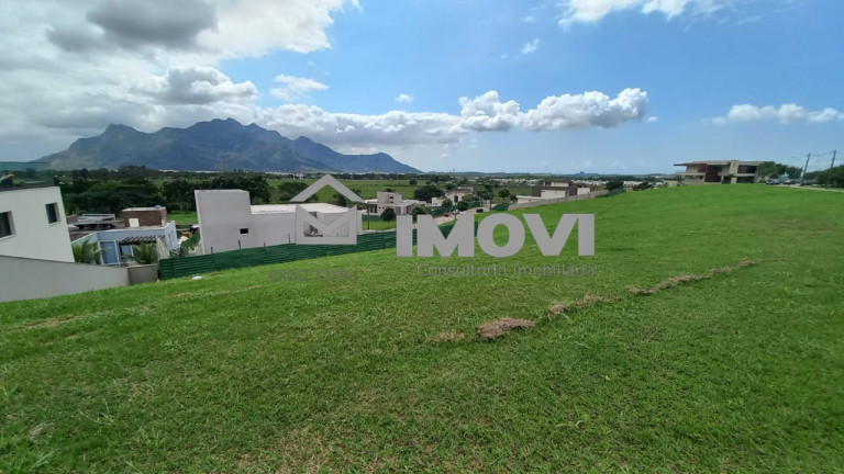 Terreno à Venda, 680 m² em Jacuhy - Serra