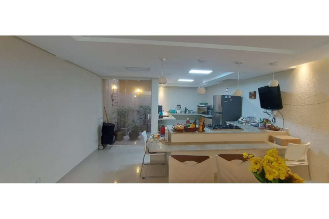 Imagem Casa com 4 Quartos à Venda, 300 m² em Cambuci - São Paulo Imagem Casa com 4 Quartos à Venda, 300 m² em Cambuci - São Paulo