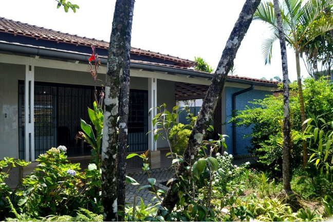 Imagem Casa com 3 Quartos à Venda, 242 m² em Solemar - Praia Grande Imagem Casa com 3 Quartos à Venda, 242 m² em Solemar - Praia Grande