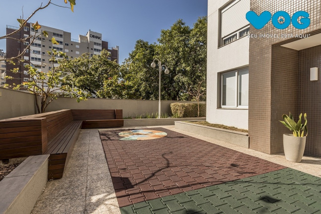 Imagem Imóvel com 3 Quartos à Venda, 128 m² em Menino Deus - Porto Alegre Imagem Imóvel com 3 Quartos à Venda, 128 m² em Menino Deus - Porto Alegre
