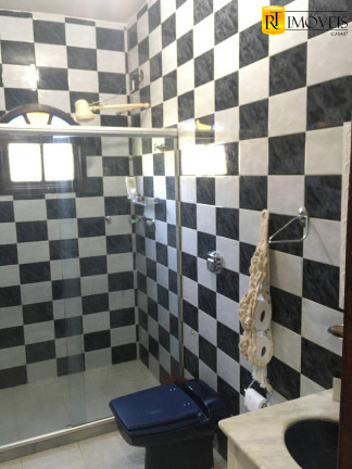 Imagem Casa com 6 Quartos à Venda, 1.200 m² em Praça Da Bandeira - Araruama