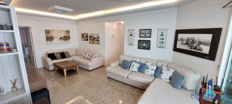 Apartamento com 3 Quartos à Venda, 135 m² em Centro - Balneário Camboriú