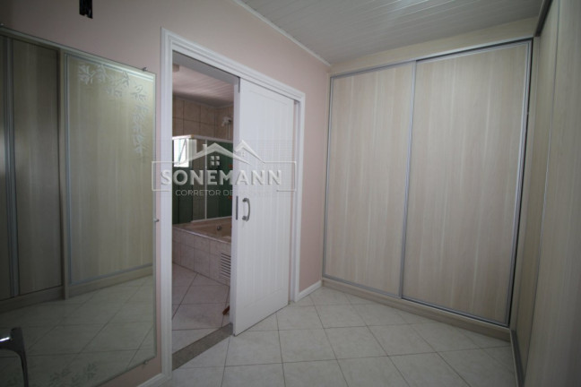 Imagem Casa com 3 Quartos à Venda, 211 m² em Ipiranga - São José