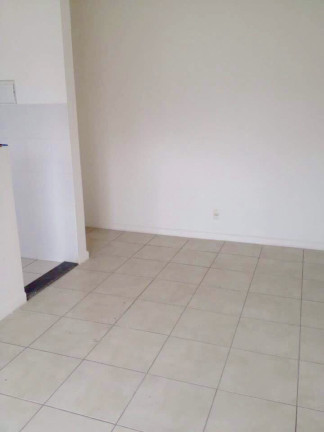 Imagem Imóvel com 2 Quartos à Venda, 50 m² em Camorim - Rio De Janeiro Imagem Imóvel com 2 Quartos à Venda, 50 m² em Camorim - Rio De Janeiro