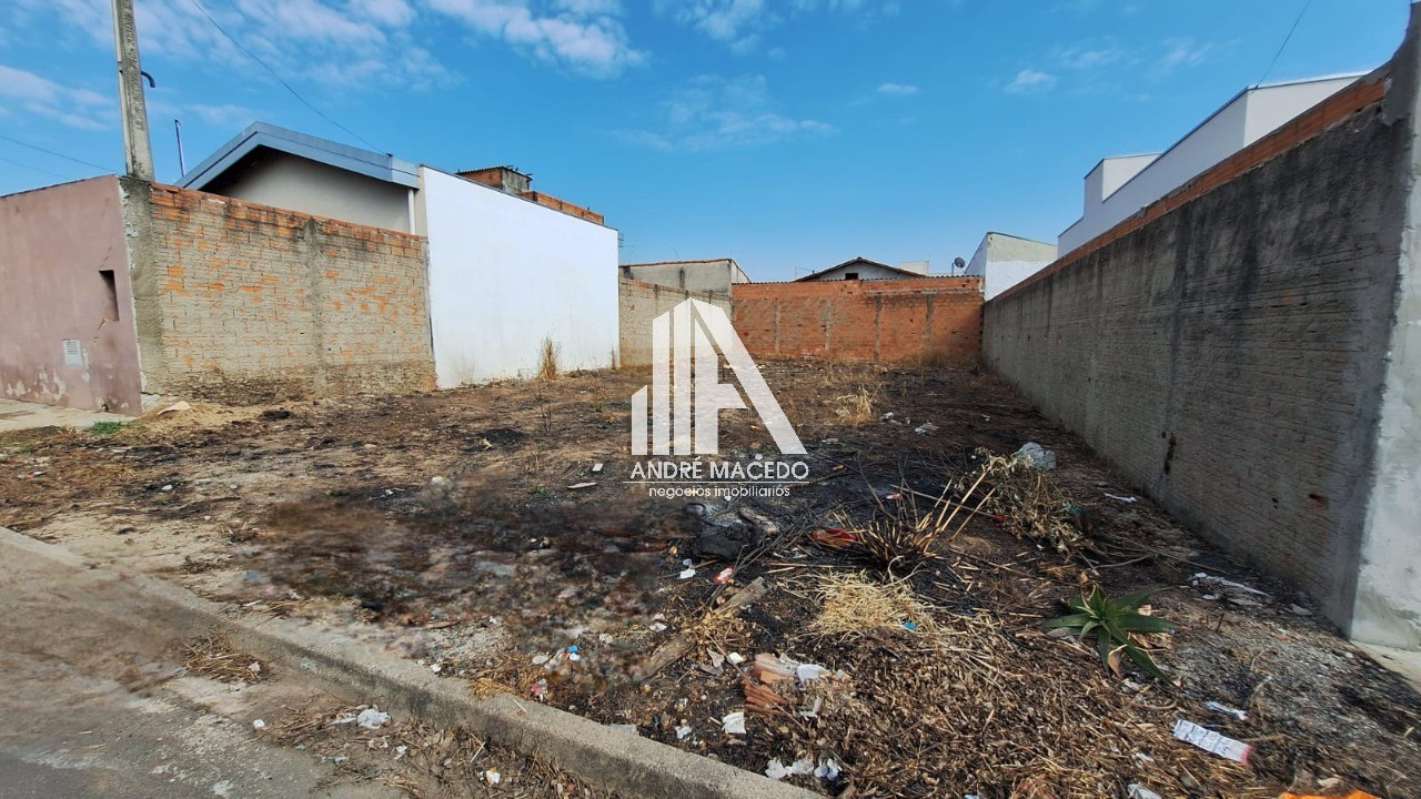 Terreno à Venda, 200 m² em Jardim Santa Cruz - Mogi Guaçu
