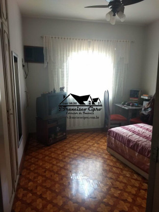 Imagem Casa com 3 Quartos à Venda, 195 m² em Vila Paraíba - Guaratinguetá