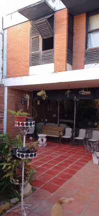 Imagem Casa com 4 Quartos à Venda, 220 m² em Centro - Jacareí Imagem Casa com 4 Quartos à Venda, 220 m² em Centro - Jacareí