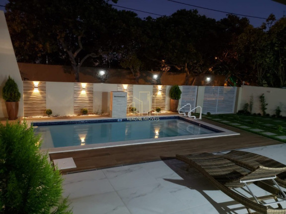Imagem Imóvel com 4 Quartos à Venda, 225 m² em Lauro De Freitas - Lauro De Freitas Imagem Imóvel com 4 Quartos à Venda, 225 m² em Lauro De Freitas - Lauro De Freitas
