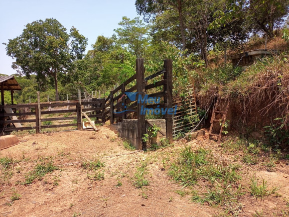 Imagem Imóvel com 3 Quartos à Venda, 14 m² em Centro - Luziânia