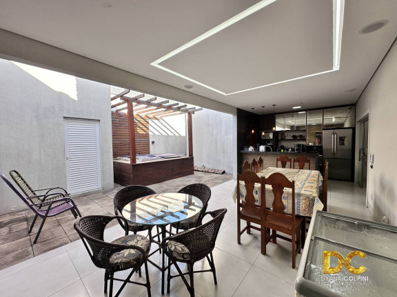 Imagem Casa com 3 Quartos à Venda, 202 m² em Cristo Rei - Várzea Grande