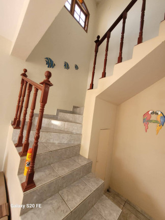Imagem Casa com 3 Quartos à Venda, 260 m² em Vila Santa Catarina - Várzea Paulista Imagem Casa com 3 Quartos à Venda, 260 m² em Vila Santa Catarina - Várzea Paulista