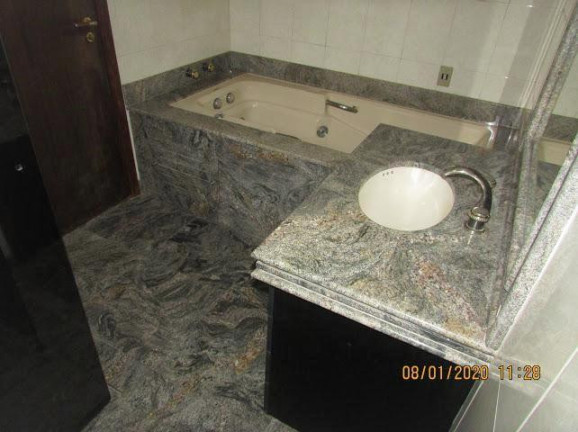 Imagem Sobrado com 4 Quartos à Venda, 405 m² em Quebec - Londrina